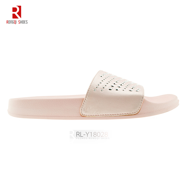 Comfortable decorated design slider slippers