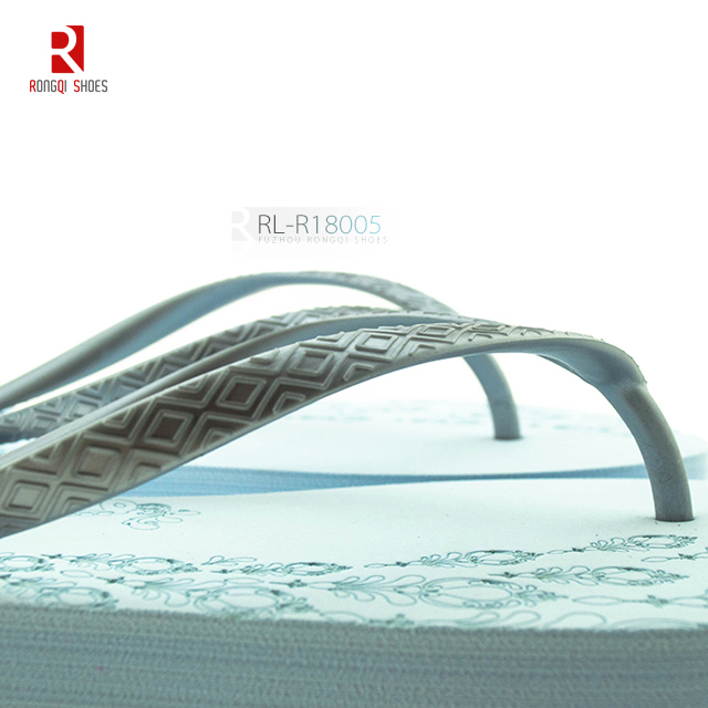 China latest design laser printing women EVA flip flops