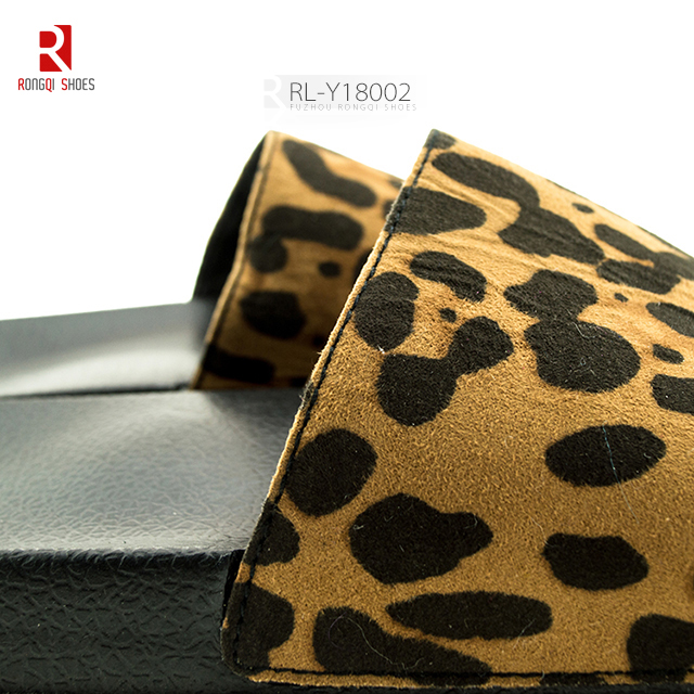 Custom Fashionable Leopard Printed Yellow/Black Women's Slider Slippers