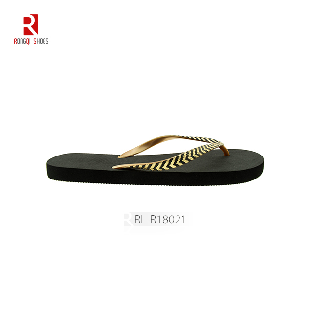 Wholesale indoor and outdoor women customized beach PE flip flops